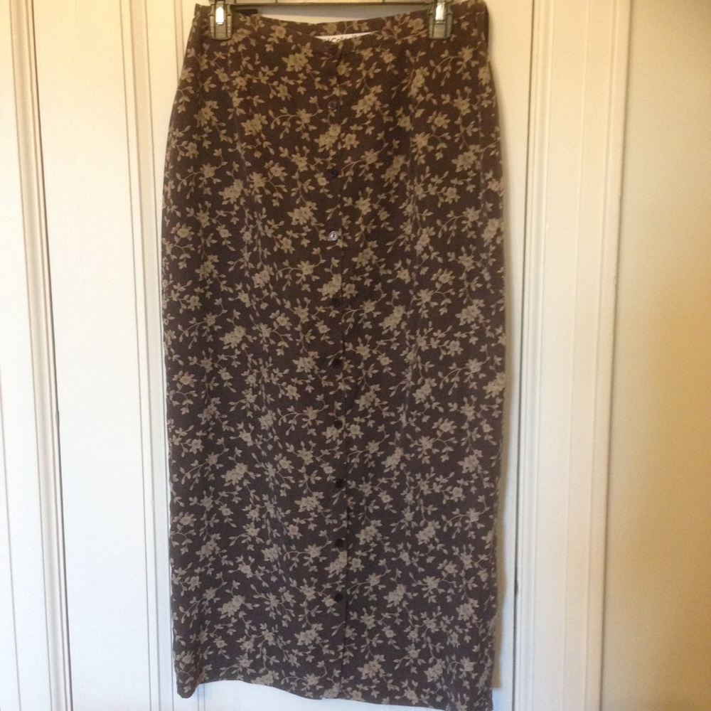 JH Collectibles Silk Skirt